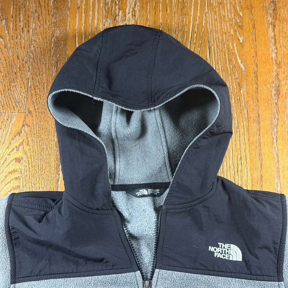 The North Face Youth Grey Black Full Zip Fleece Hoodie Jacket NF0A4VW4 L 14/16
